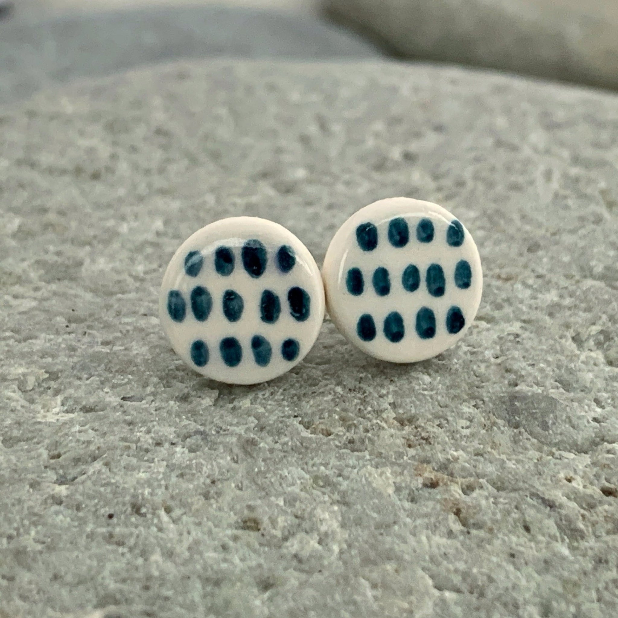 Dots Studs